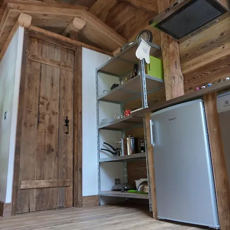 木屋 拉库贝乐特木屋 *