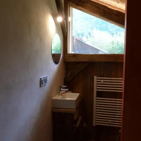 拉库贝乐特木屋